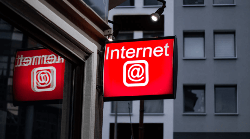 Internet 5G hot spot